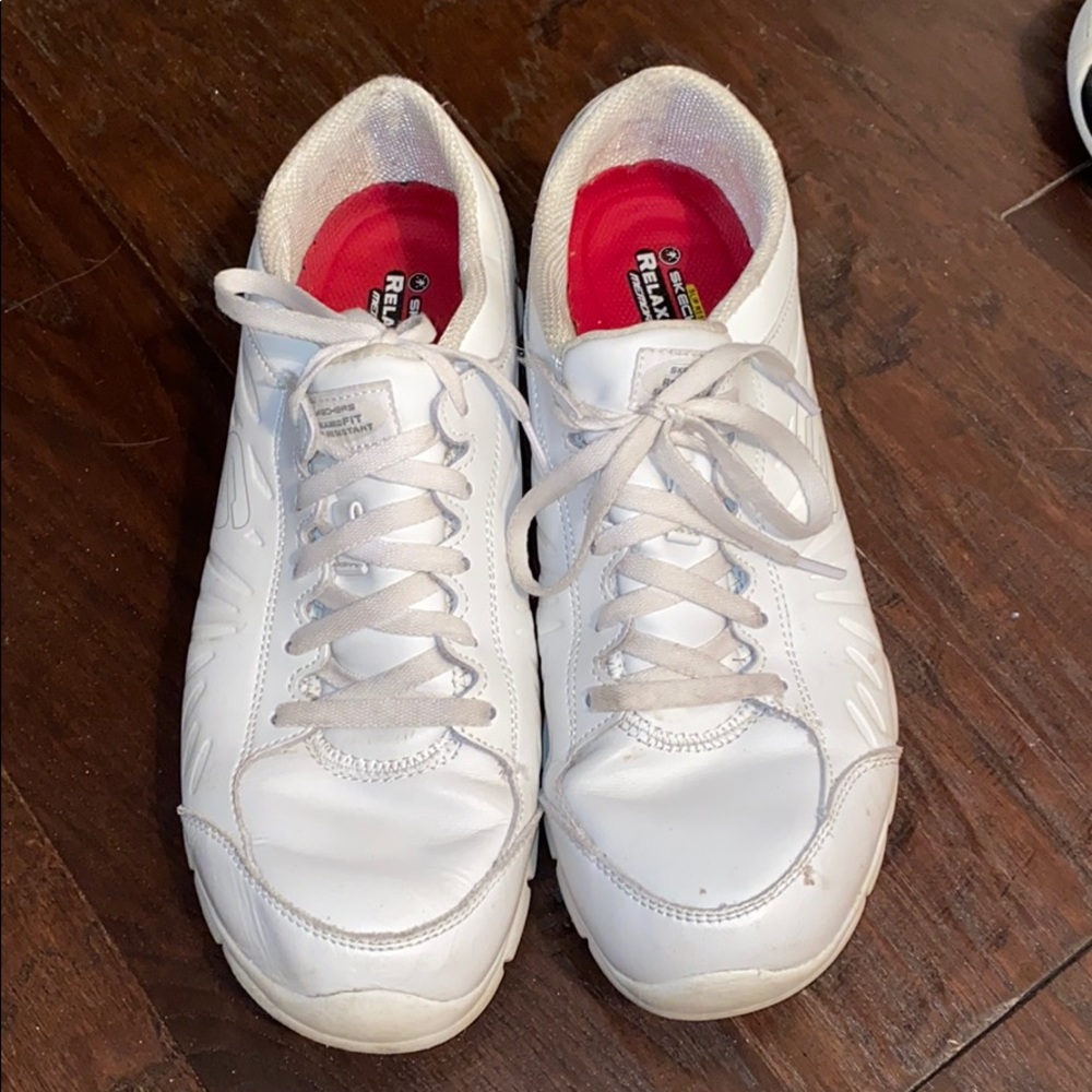 Sketchers slip resistant relaxed fit tennis shoes